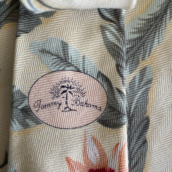 TOMMY BAHAMA floral Silk Tie - Picture 2 of 4